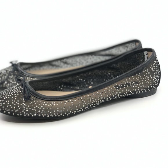 Flats - Picture 2 of 4